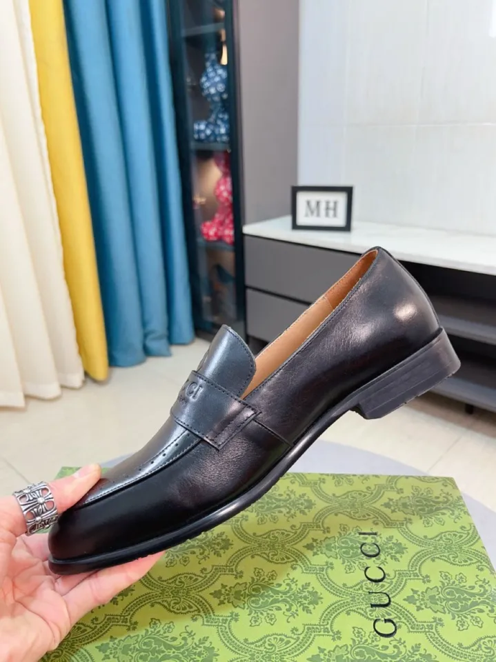 Men's shoes 💰500🌹🌹Niuli [GUCCI Gucci] A new style of formal men's leather shoes is coming~ The original quality upper is made of patent leather imported from Italy, the leather is soft and delicate, comfortable and soft first-layer cowhide lining, rubber wear-resistant outsole, the shoe shape is dignified and domineering, and the luxury charm cannot be concealed! The natural and free nouveau riche leads the trend. Code number: 38-44